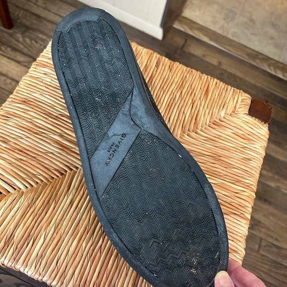 GIVENCHY PARIS MENS BLACK SNEAKER SIZE 12 - Picture 7 of 11